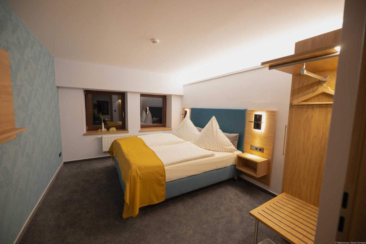 Grubschütz Landhotel Zur Guten Einkehr מראה חיצוני תמונה